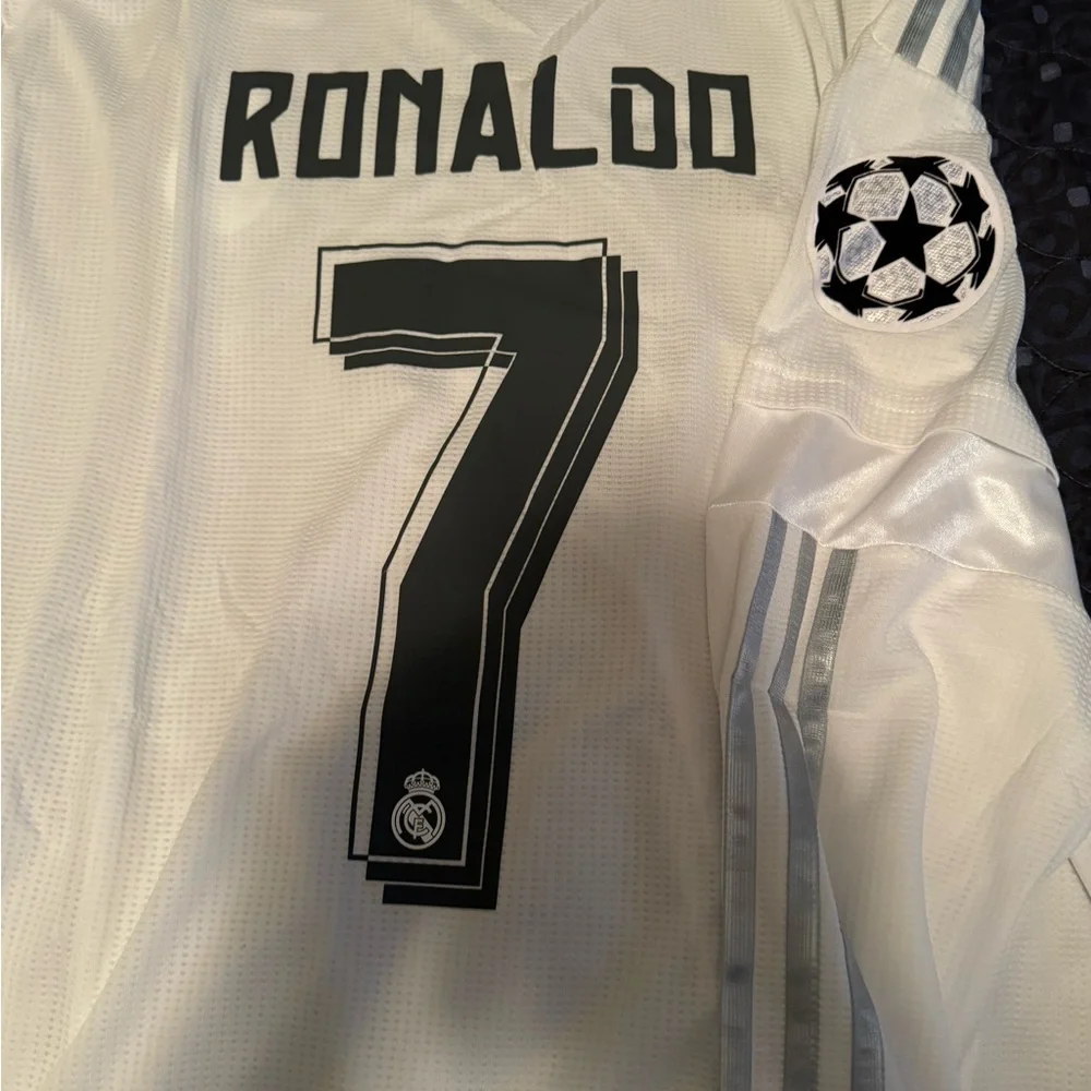 2016 Real Madrid CR7 NWT Champions League Milano Final LS Replica Jersey - Picture 8 of 9